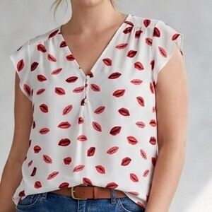 NWT Rachel Zoe Red Lip Blouse